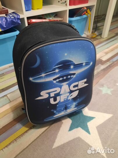 Школьный рюкзак