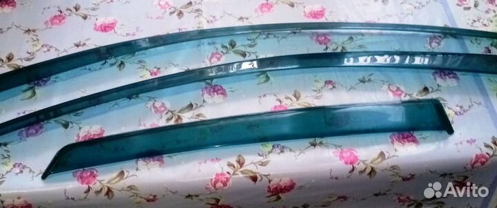 Дефлекторы на форд фокус 1 2004 год, б/у