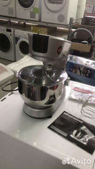 Кухонный комбайн redmond RKM-4030