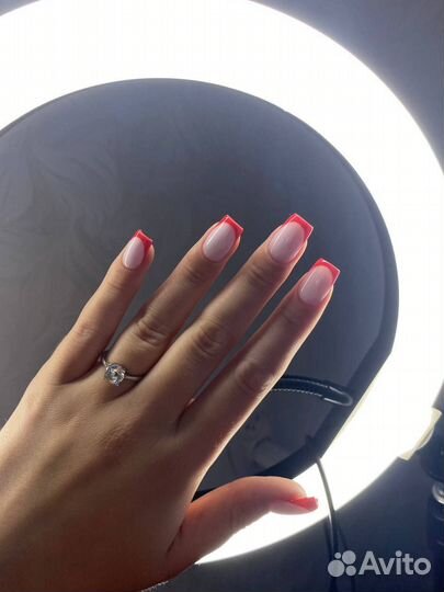 Маникюр гель-лак педикюр наращивание ногтей