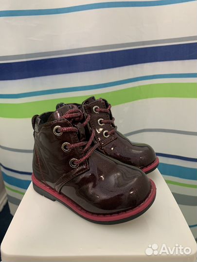 Ботинки для девочки