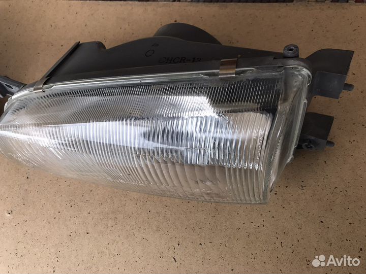 1 Комплект (Лев+Прав) - Фары на Субару WRX STI