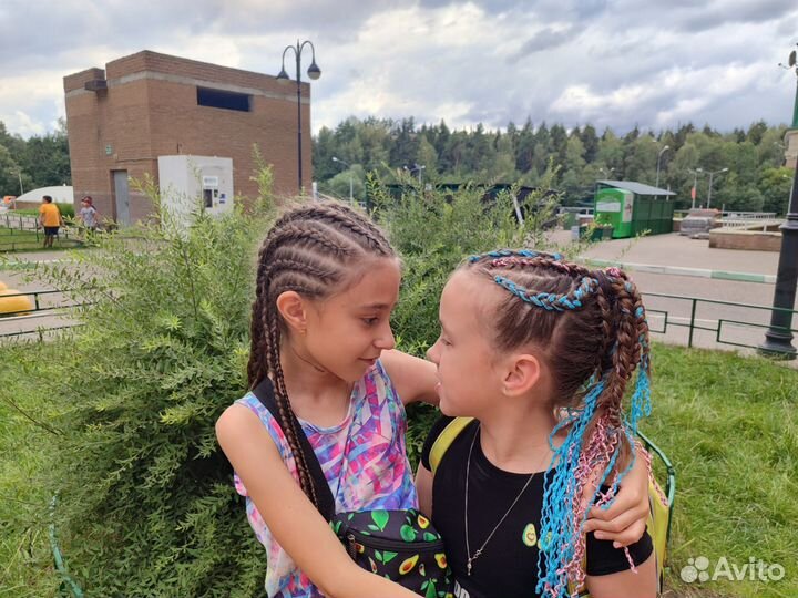 Плетение кос с канекалоном