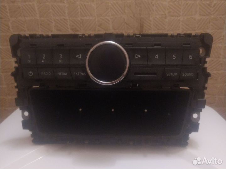 Штатный магнитол skoda rapid 2018 год