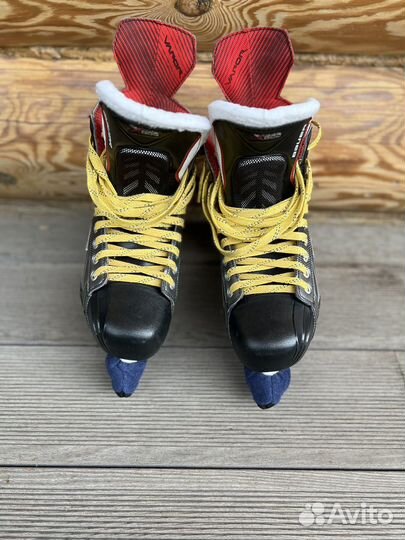 Хоккейные коньки bauer