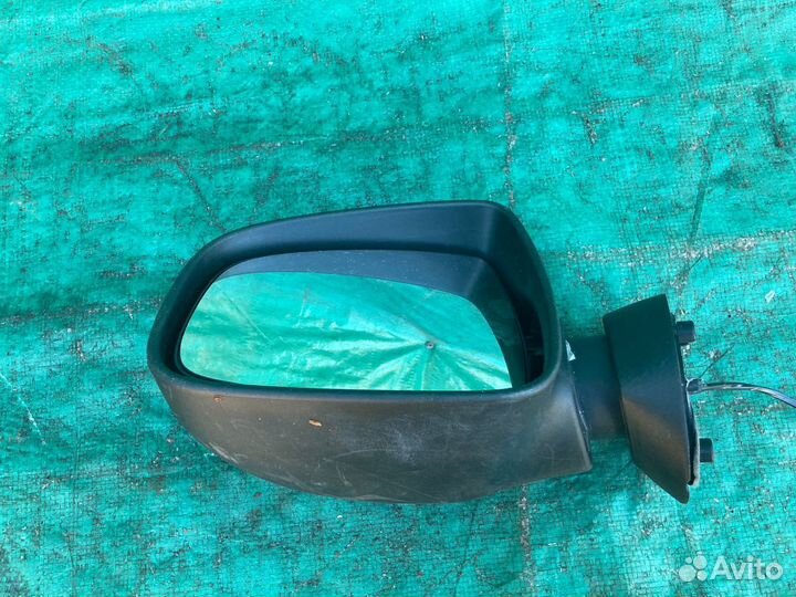 Зеркало левое Nissan Terrano III Ниссан Террано 3