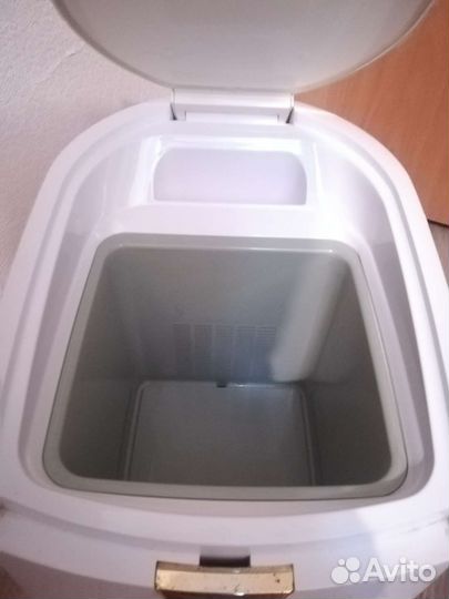 Холодильник для косметики Dienet shcr-400