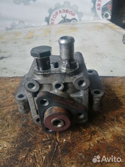 Насос гур гидроусилителя руля BMW E46, 1.8 N46B18