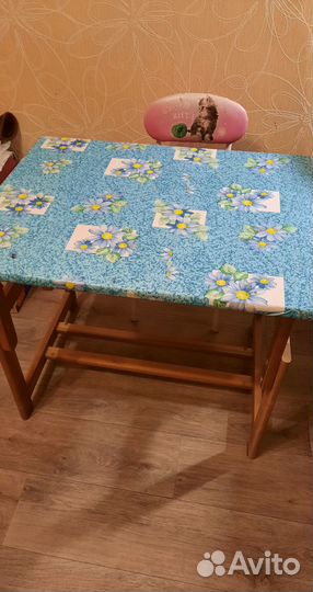 Детский стол и стул