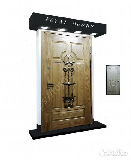 Входная дверь массив дерева