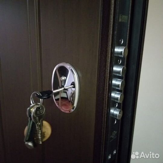 Вскрытие замков,дверей,сейфы, авто,замена замков