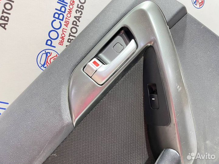 Обшивка двери Kia Cerato 2