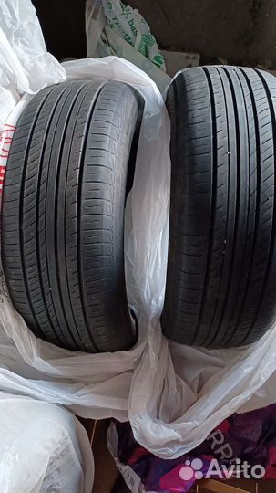 Yokohama Advan dB V552 215/55 R17 94W