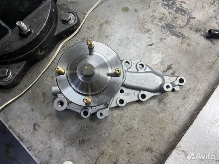 Помпа Toyota 1, 2JZ Aisin
