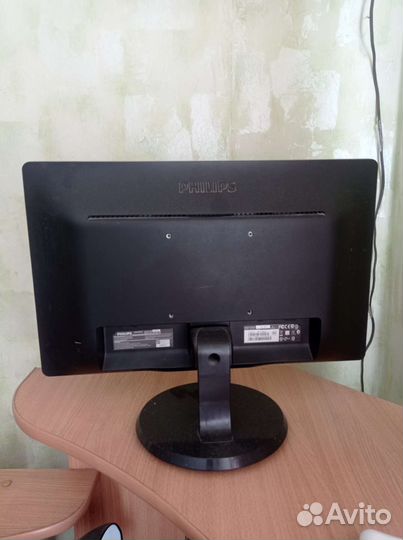Монитор philips