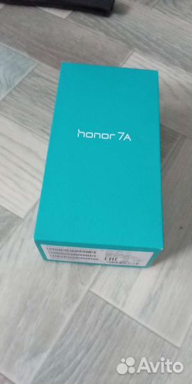 Коробки от телефонов