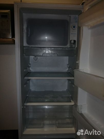 Холодильник маленький