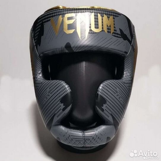 Боксерский шлем venum