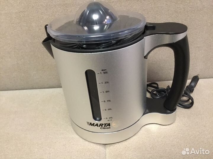 Соковыжималка новая для цитрусовых