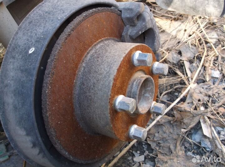 Тормозной диск задний левый фольксваген passat b5