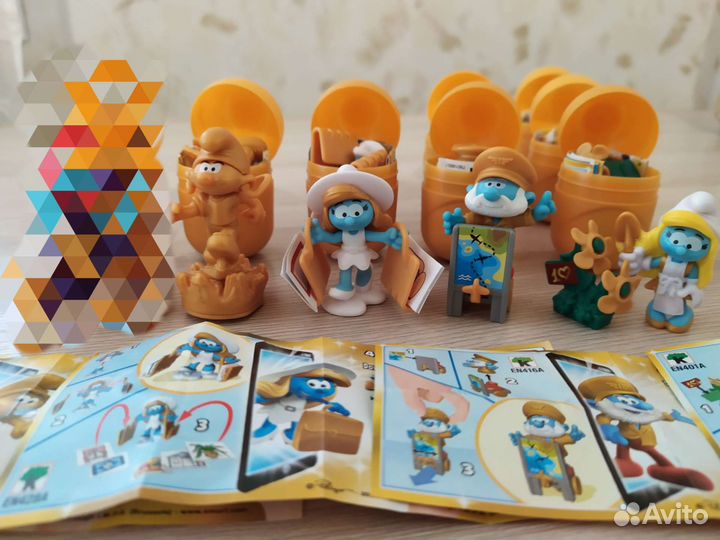 Смурфы из киндера