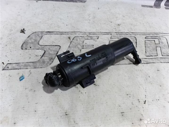 Форсунка омывателя фар левая Audi A4 B8 2.0 cdnc