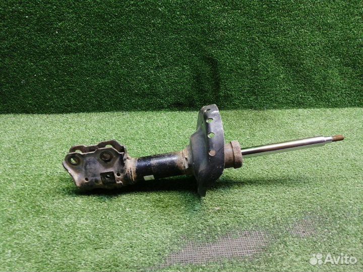 Амортизатор передний правый Subaru Impreza 3 2008