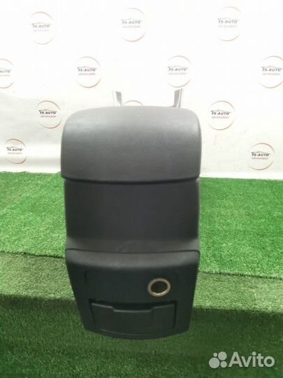 Подлокотник Ford Mondeo 4 седан 2.0 aoba 2008