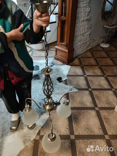 Люстра потолочная бу