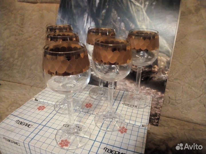 Фужеры, бокалы, стопки