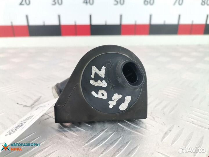 Помпа Opel Signum C рест. 2006 13106848