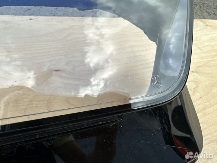 Стекло фары правой Mercedes GLE