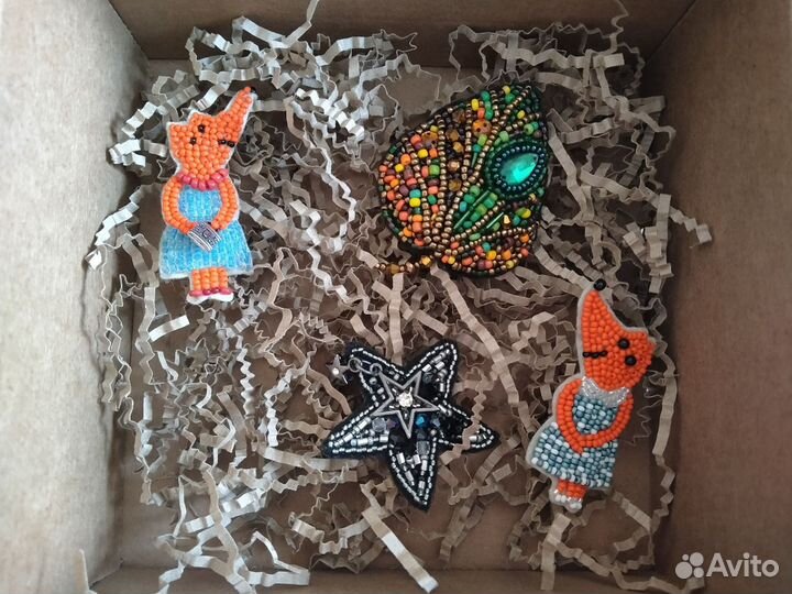 Аппликация из бисера пришивная