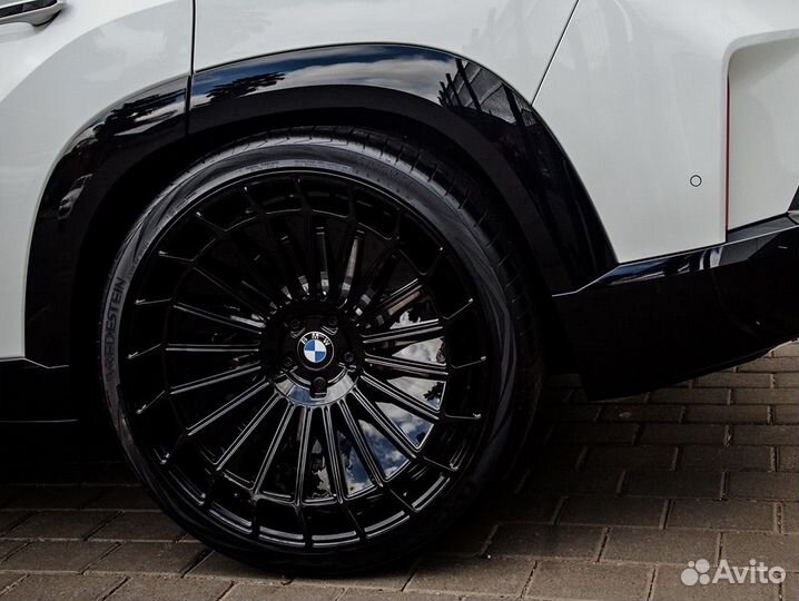 Кованые диски R22 BMW XM G09