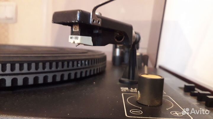 Проигрыватель виниловых дисков Вега 106 стерео