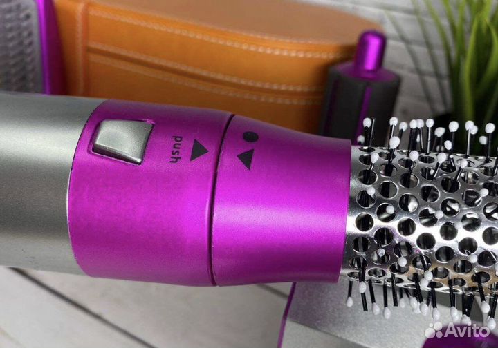 Фен Стайлер dyson в кейсе