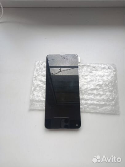 Запчасть на Realmi 10