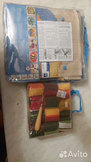 Вышивки пряжей и крючком фирмы Vervaco