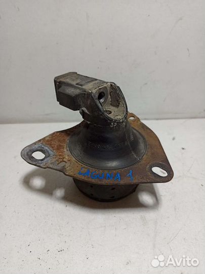 Опора двигателя правая Renault Laguna 1 2.0 МКПП