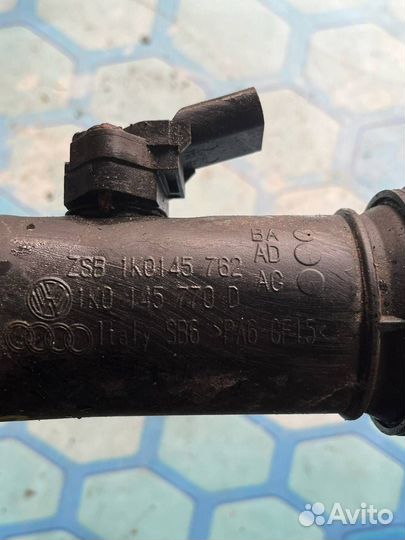 Патрубок интеркулера 1K0145762BA
