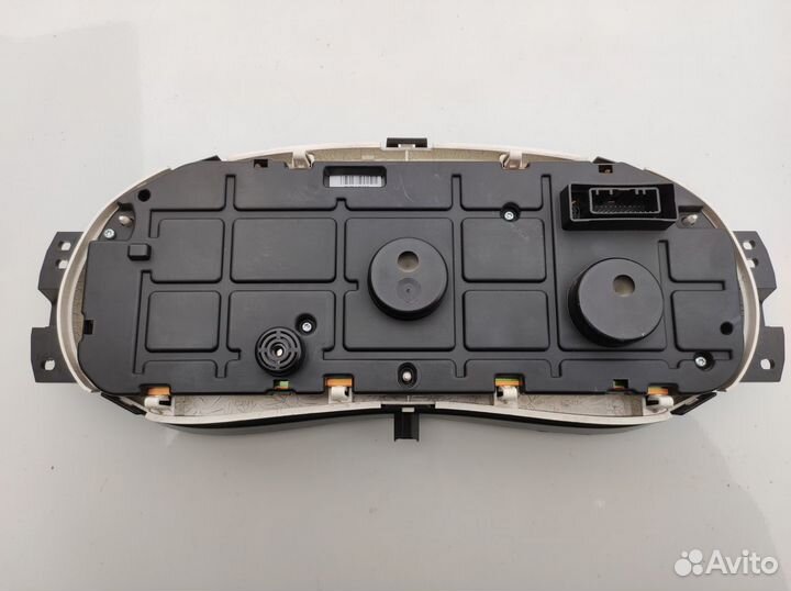 Щиток приборов Renault Logan 2