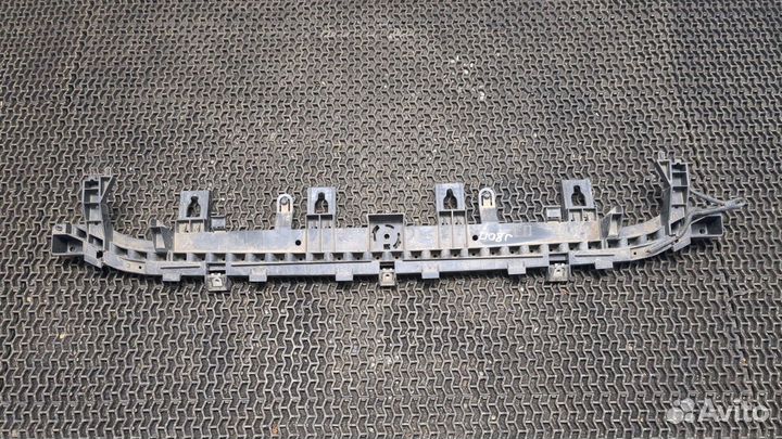 Кронштейн бампера Subaru Impreza, 2017