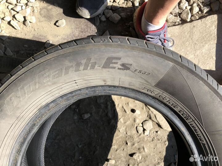 Yokohama BluEarth-ES ES32 205/65 R15