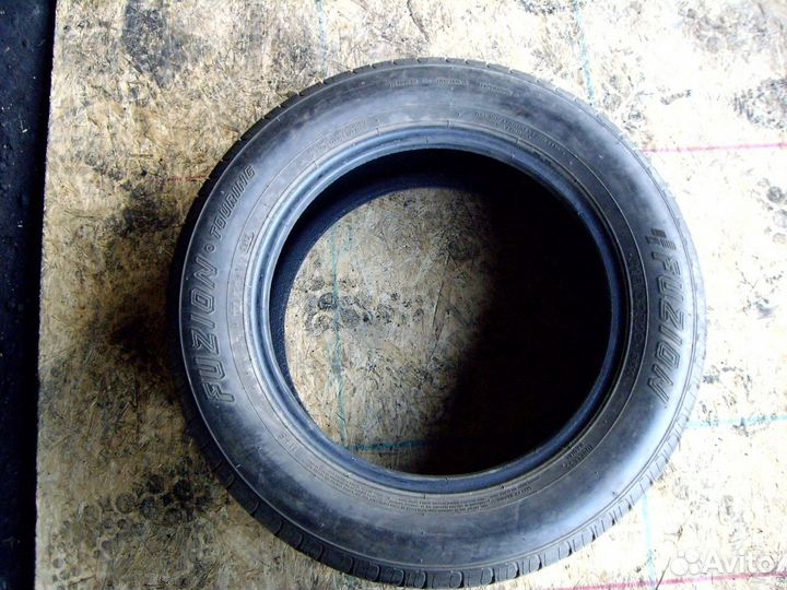 Fuzion Touring 215/60 R16