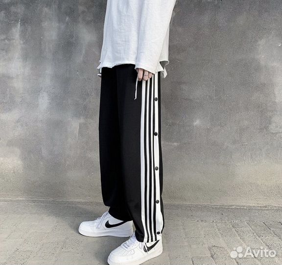 Штаны с пуговицами