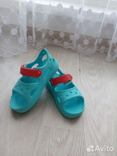 Сандали детские
