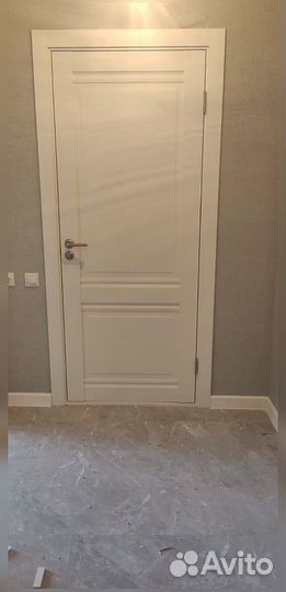 Двери межкомнатные из массива