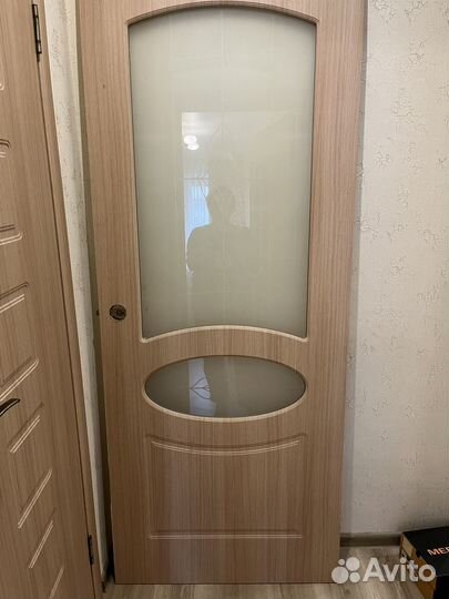 Дверь межкомнатная со стеклом бу