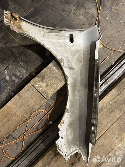 Переднее крыло passat b5