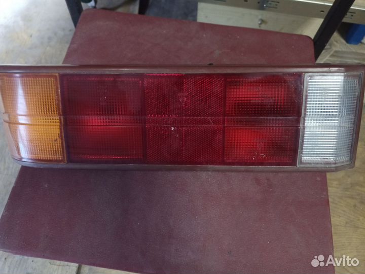 Задняя фара bmw 3